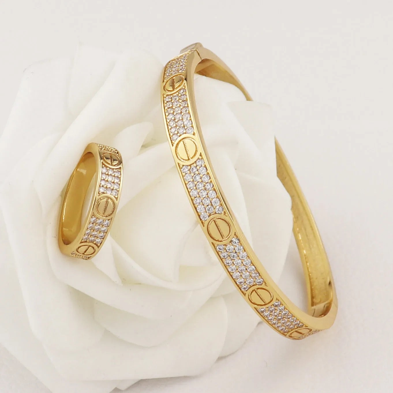 Classic Love band set